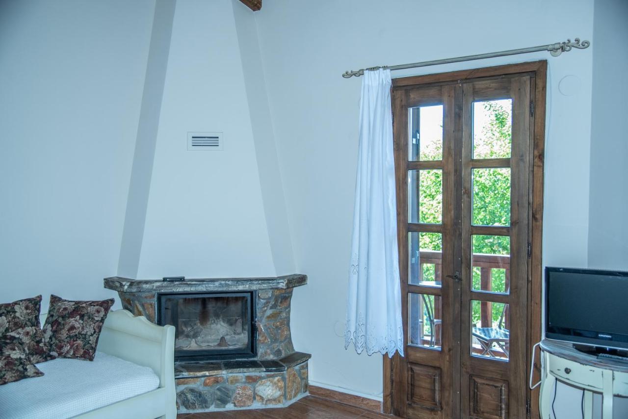 Imon Wellness Apartment Palaios Panteleimonas Exterior photo